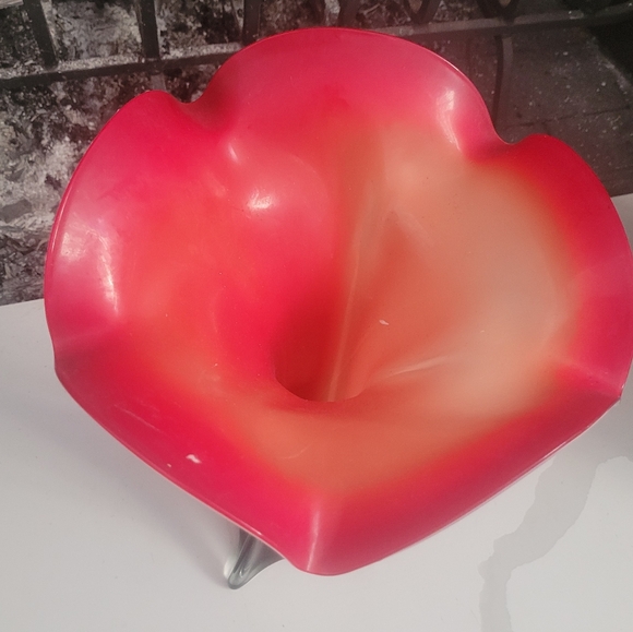 Vibrant Red Lily Vase - Pier One - Picture 3 of 3